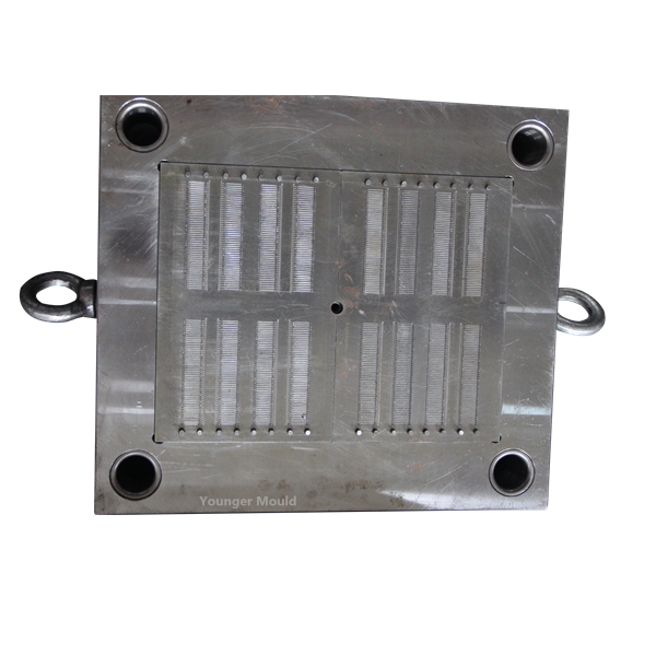 pin mold and injection molding machine